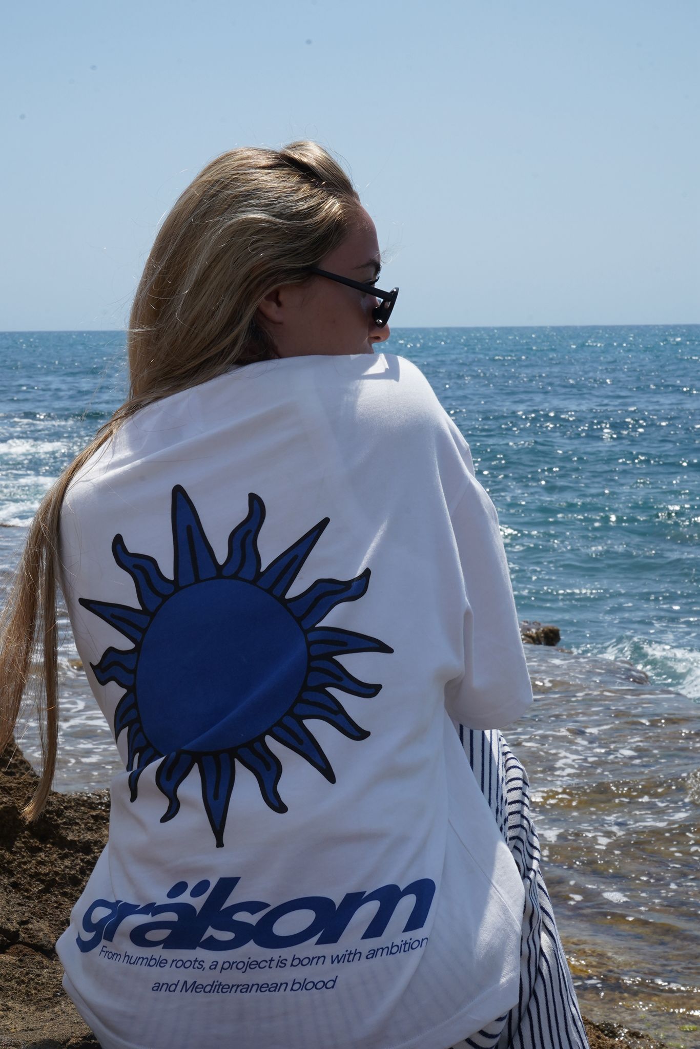 The sun tee