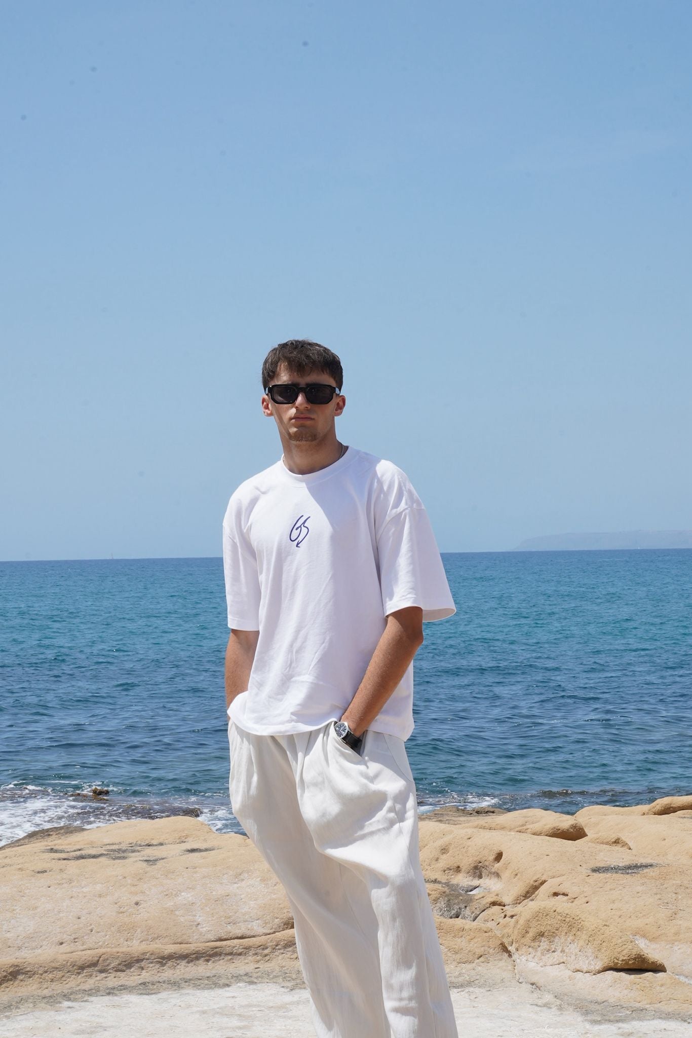 The sun tee