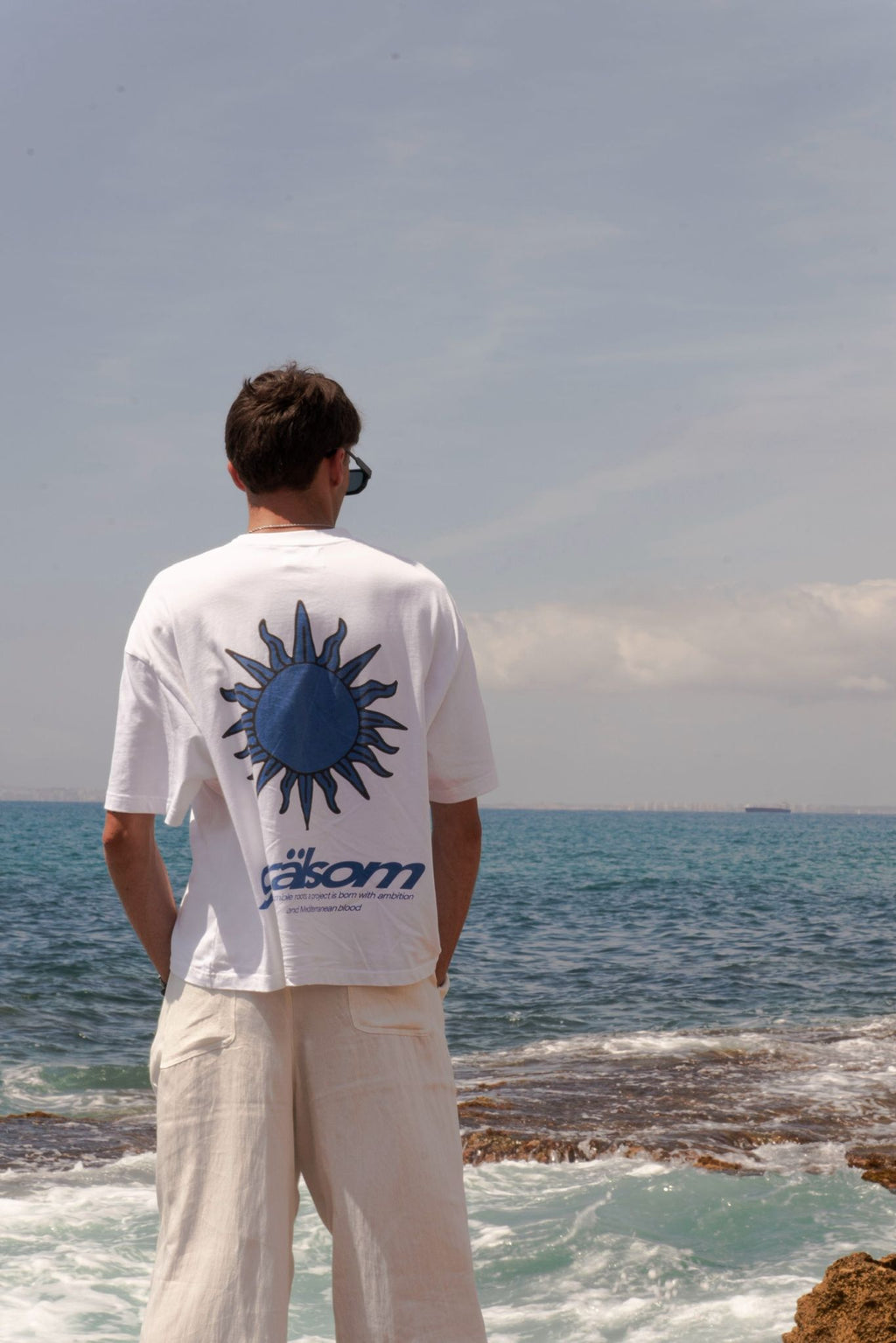 The sun tee